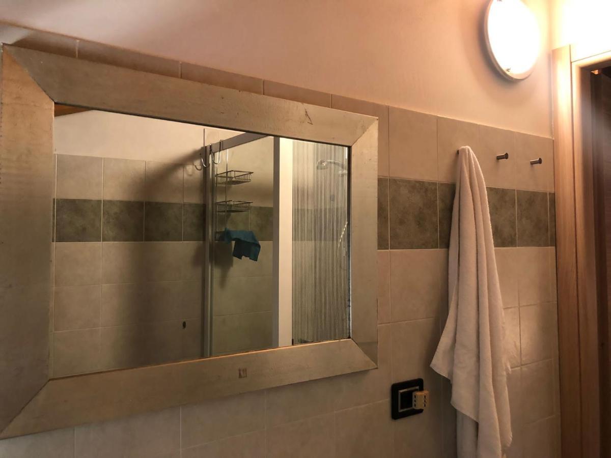 La Villetta In Residence Con Piscina E Vista Lago Parzanica Dış mekan fotoğraf