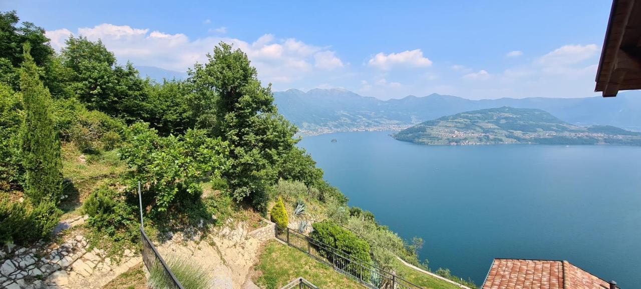 La Villetta In Residence Con Piscina E Vista Lago Parzanica Dış mekan fotoğraf